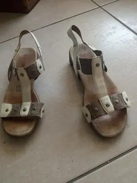 chaussures cuir marque Remonte 38