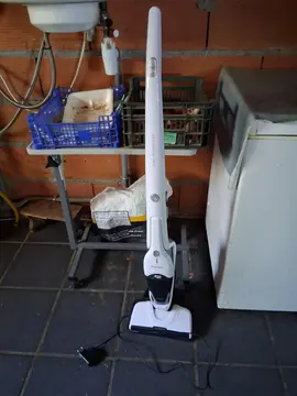 aspirateur balai