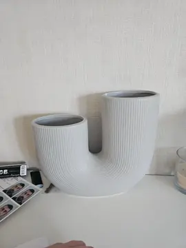 vase
