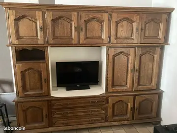 Armoire chêne massif de 2,4 x 2,06 x 0,7m
