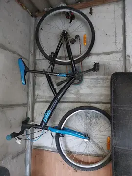 Vélo à réparer