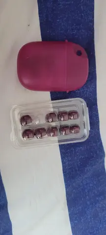 boite pour ranger ses écouteurs + oreillettes