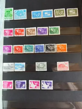 2 pages timbres posta Romana
