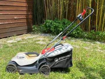 Tondeuse à gazon filaire