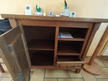 petit meuble d'entrée de maison