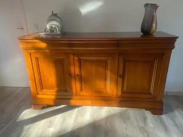 Buffet massif en merisier
