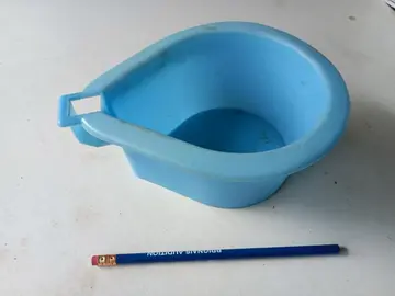Tout petit pot bébé