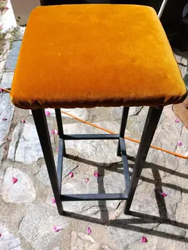 Tabouret haut 2
