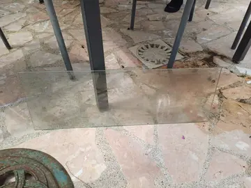 tablettes en verre