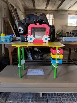 Petit bureau enfant
