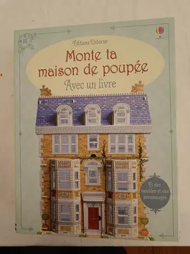 Maison de poupée victorienne à monter