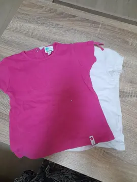 2 Tee-shirt T 4ans
