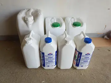 Bidons vides