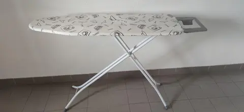 Table à repasser