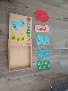puzzle chiffres en bois