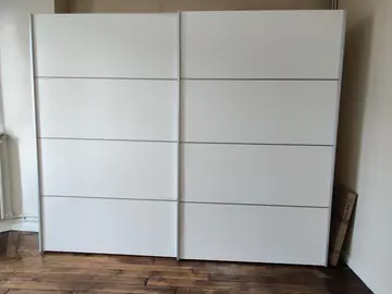 armoire blanche