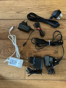 Lot de chargeurs téléphone Samsung, Philips, Nokia…