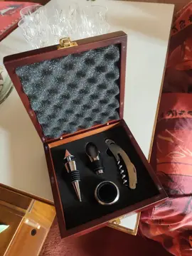 set pour servir le vin dans coffret en bois