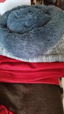 couverture et pouf