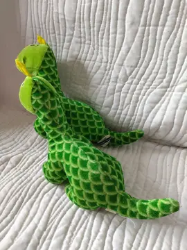 2 peluches dinosaures