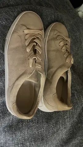Paire de baskets