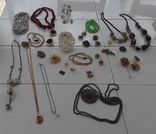 Bijoux diverses