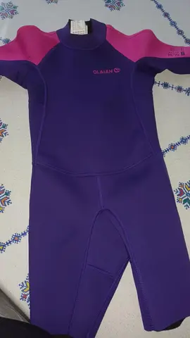 combinaison de surf ( 6ans)