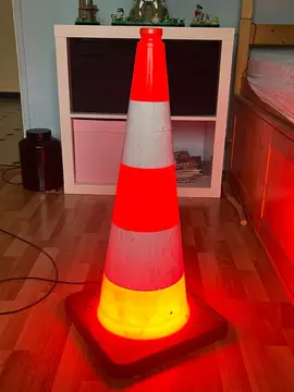 DIY : lampe cône de chantier.