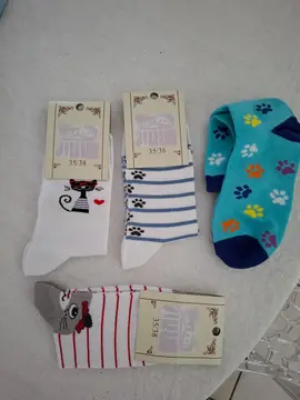 4 paires chaussettes neuves 35-38