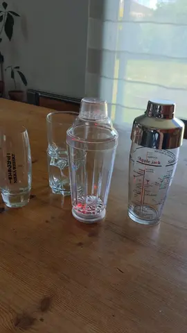 shakers +verres