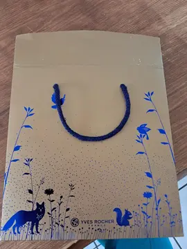 sac cadeau yves rocher