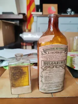 Bouteille médicaments année 1920