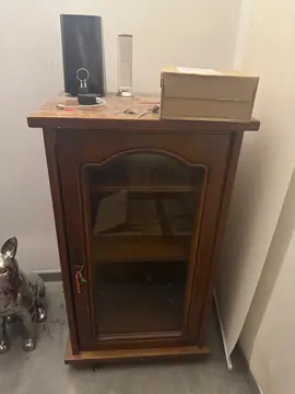 À donner URGENT – Meuble chaîne hi-fi ancien
