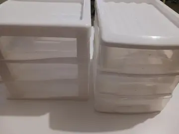 Petites boîtes de rangement