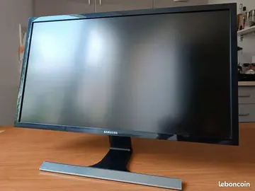 écran Samsung 28" hors service