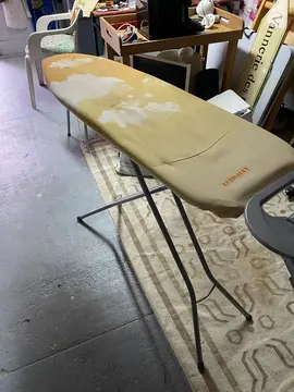 table à repasser .