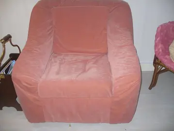 fauteuil (90x90x90) bahut (112x151x55) haut de bahut (139x113x47)