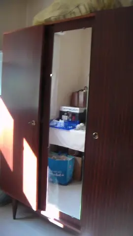 armoire pour chambre ou rangement garage
