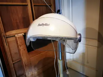 Sèche cheveux casque