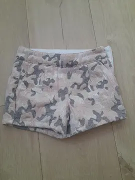 short tissu brillant 3 ans