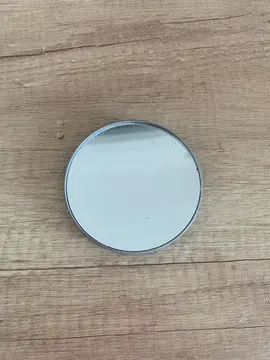 miroir de poche grossissant