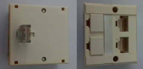 Splitter monobloc RJ45 (1 port Mâle) - RJ11 (2 ports femelles)