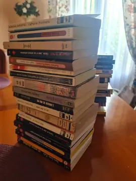 lot 33 livres de poche divers