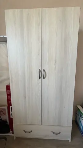 Armoire