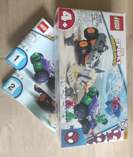 Boites vide et manuels LEGO 10782