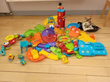 Circuit/ Bateau playmobil/ Arche