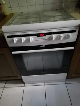 Cuisinière Mixte four pyrolyse neuve- Urgent