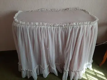 Coiffeuse, table