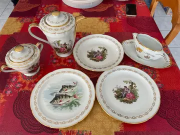 service de table en porcelaine de Limoges