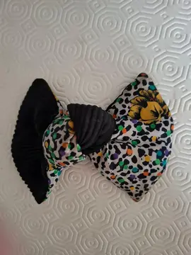 Barrette avec nœud